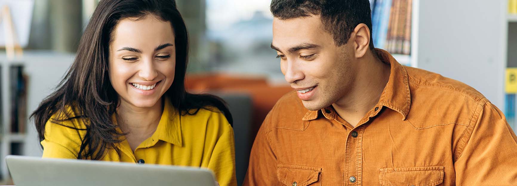 2 people at a computer