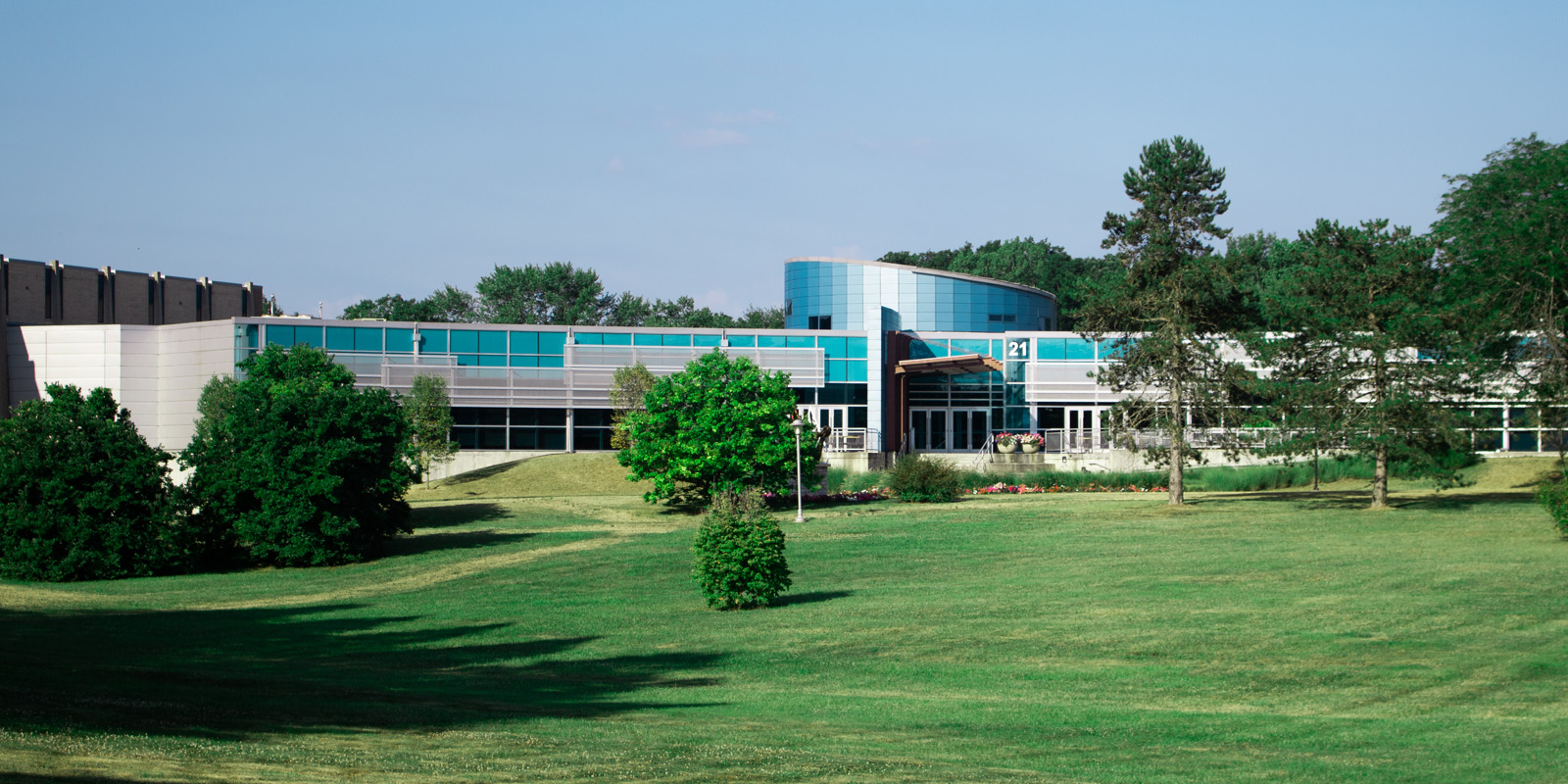 Springfield main campus exterior image